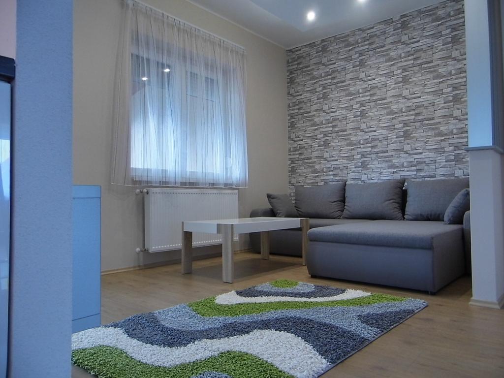 Alfa Apartman Sárvár Zimmer foto
