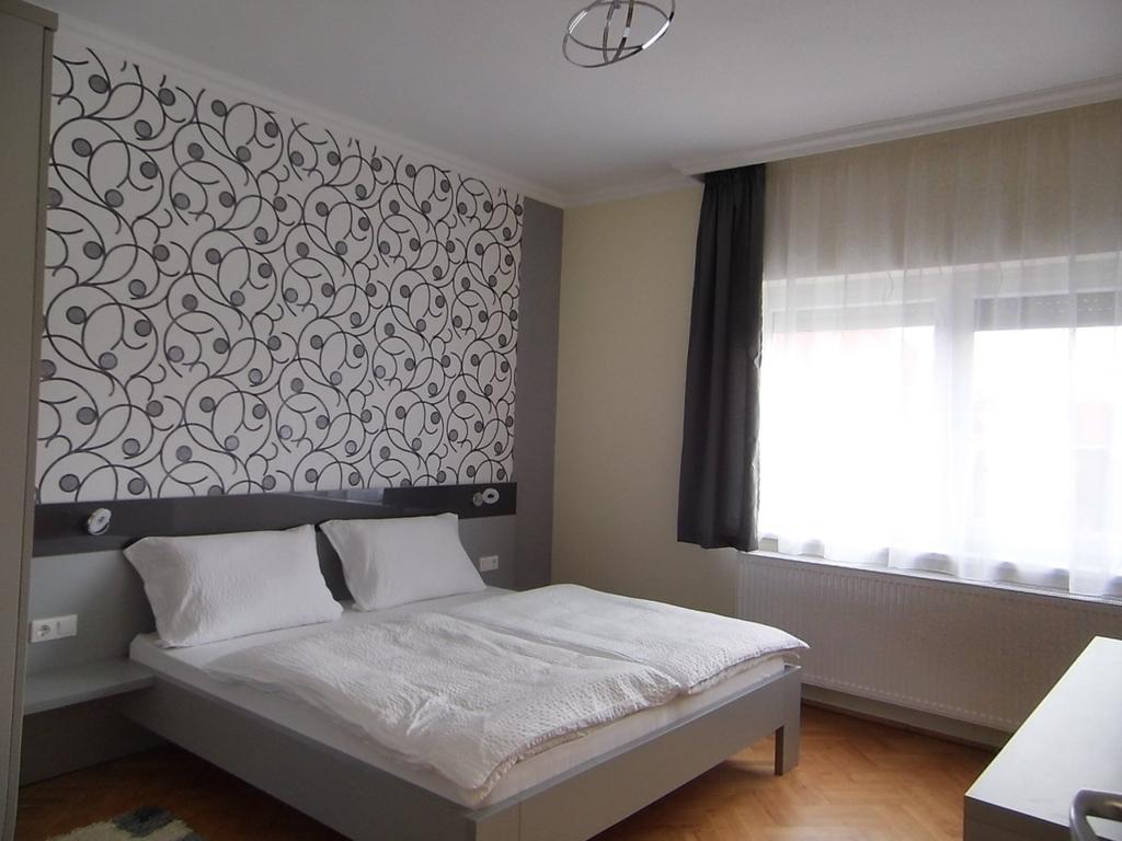 Alfa Apartman Sárvár Zimmer foto